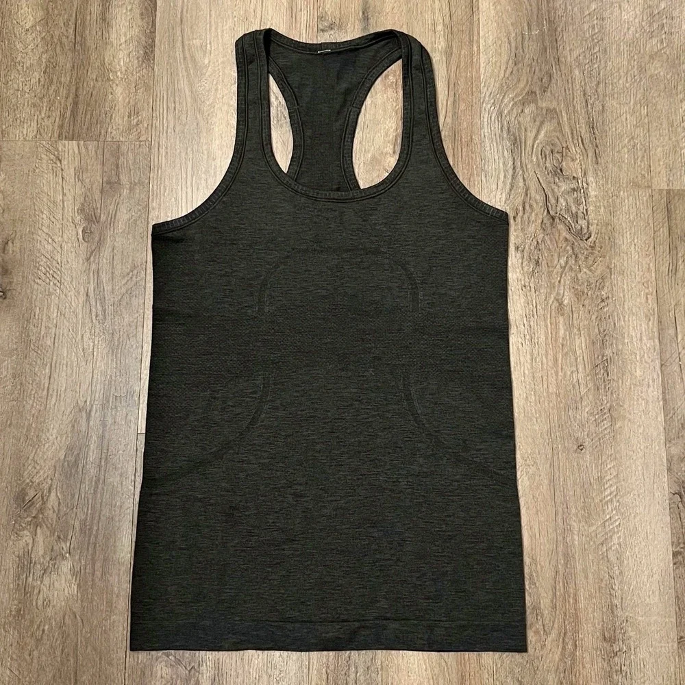 Lululemon Wome's Swiftly Tech Racerback Dark‎ Olive Size 6